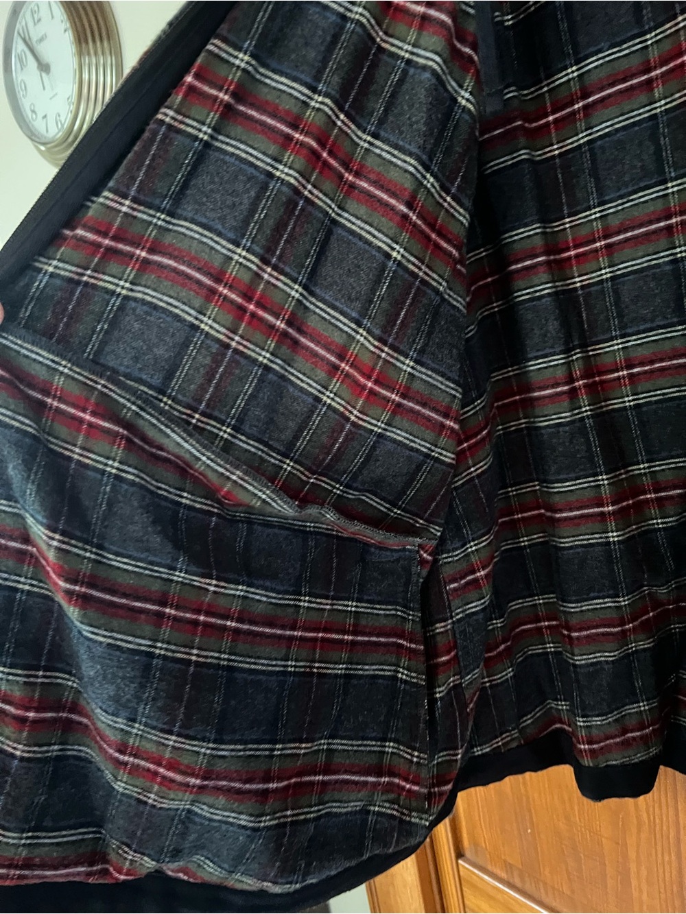 L.L. Bean Women's Plus Hooded Plaid Zip Jacket in Gray Stewart Flannel - Picture 6 of 11